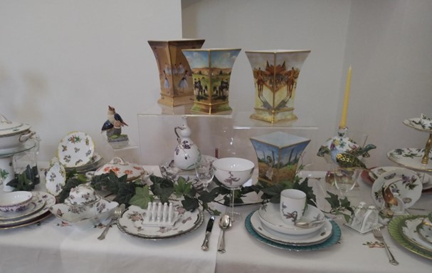 "Kiválóságok találkozása” - Herendi porcelánkiállítás